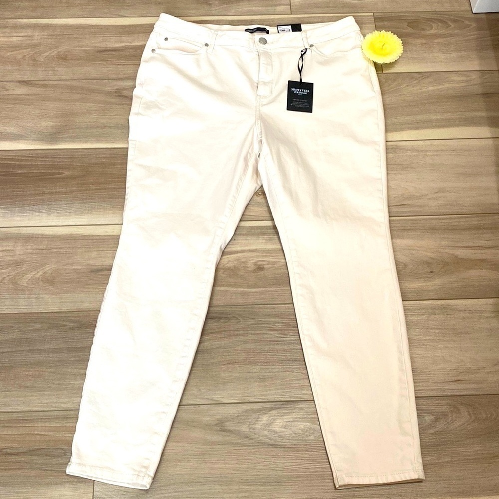 Brand New Simply Vera Wang Power Stretch Denim